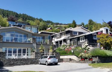 Queenstown House
Apres Ski Apartments
