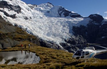 Info & Track
Earnslaw Burn Heli-Hike