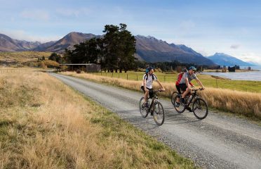 Southern Discoveries
Station 2 Station Cycle Trail