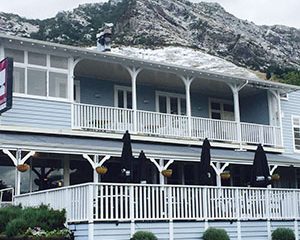 Governors Bay Hotel